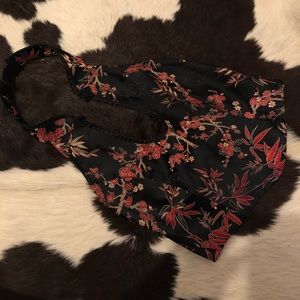 Sexy Blk/Red Vintage Floral Halter Top